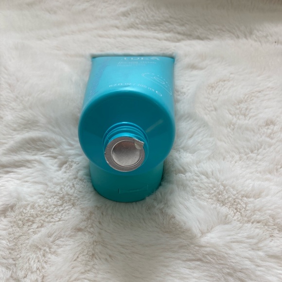 TULA The Cult Classic Purifying Cleanser - Picture 2 of 2